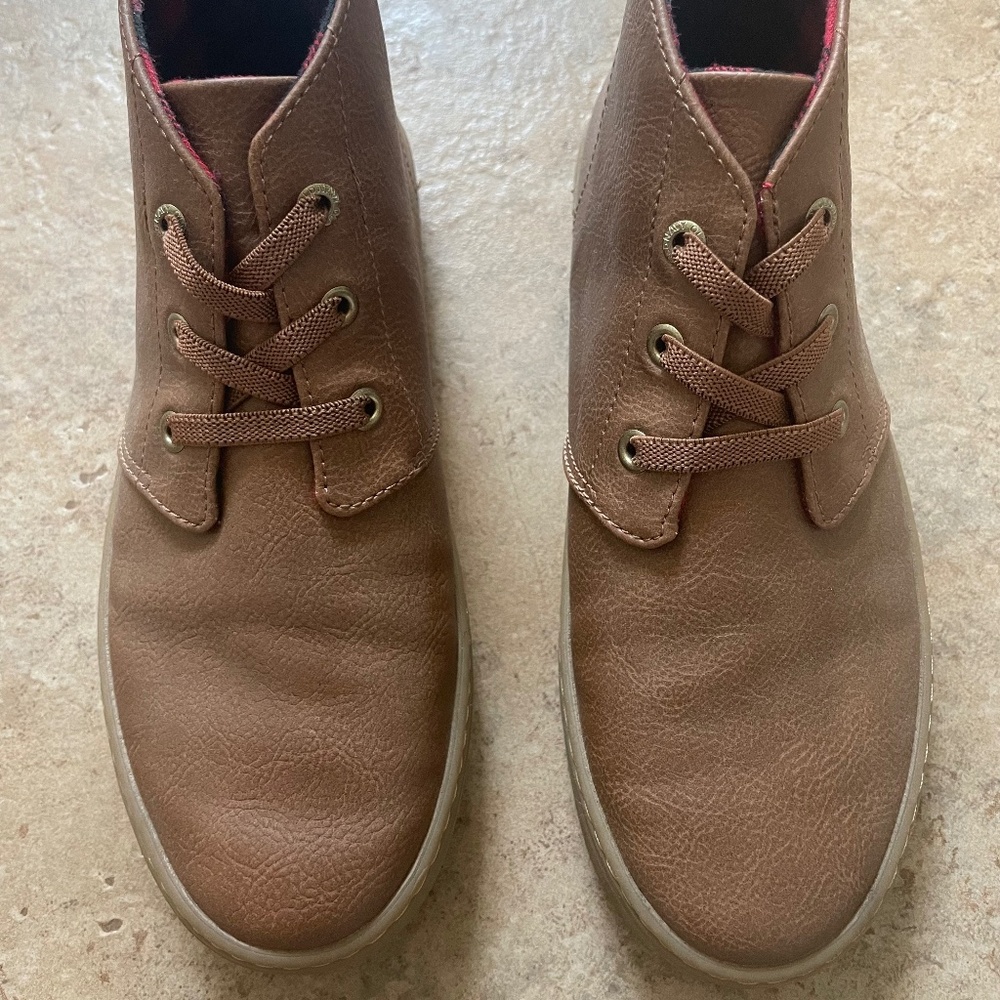 Old Navy boys boots